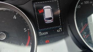 Volkswagen Passat 1.6 tdi 120pk  automaat picture 3