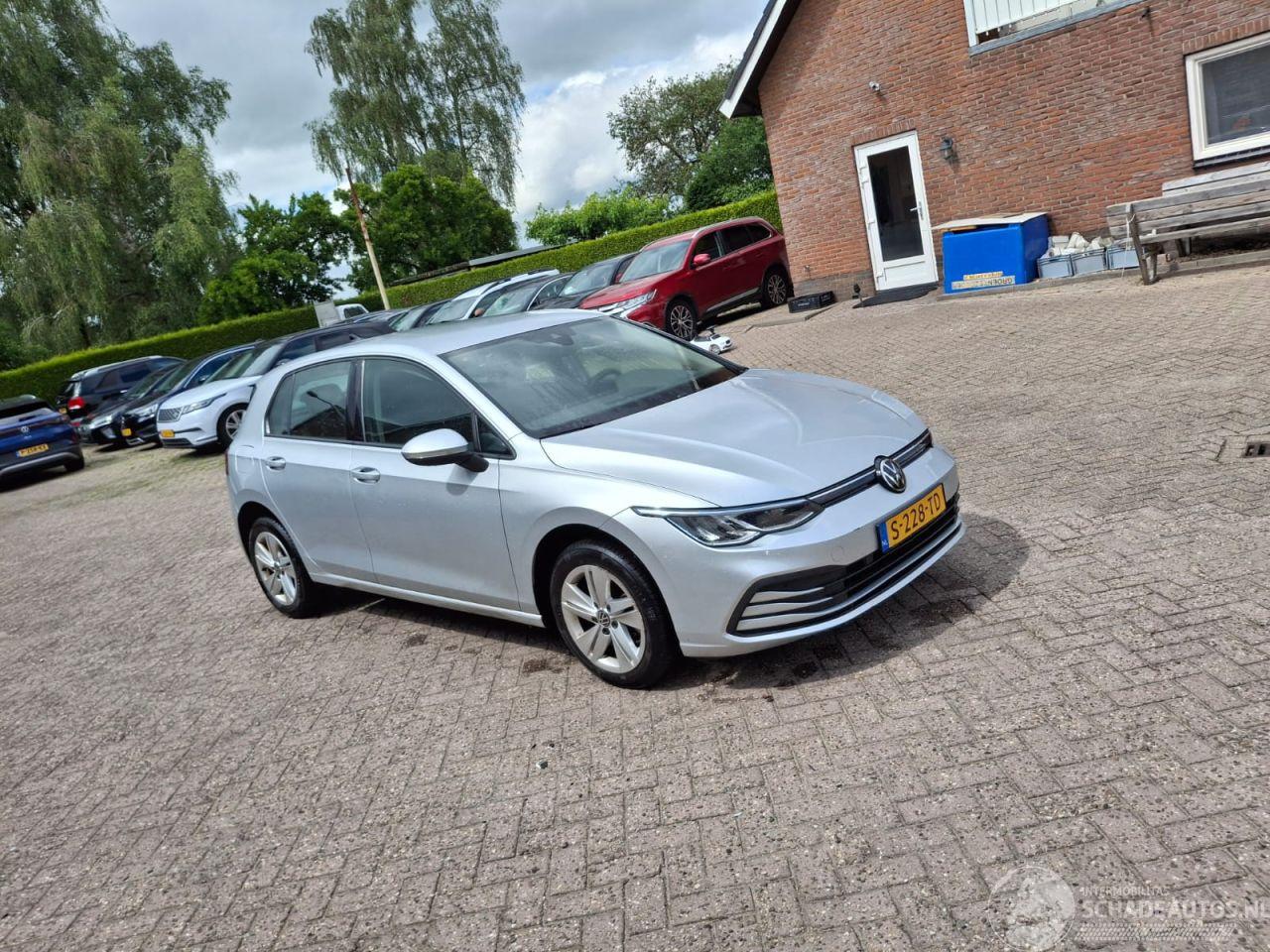 Volkswagen Golf 1.0 hybrid  110pk automaat navi