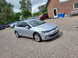 Damaged car Volkswagen Golf 1.0 hybrid  110pk automaat navi 2023/4