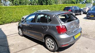 Damaged car Volkswagen Polo 1.2 tsi 66kw  airco 5drs 2017/5