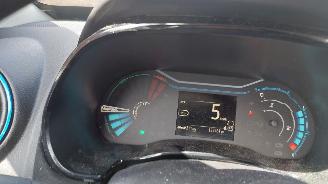 Dacia Spring 27kwh    airco picture 10