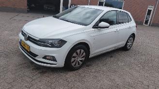 Avarii autoturisme Volkswagen Polo 1.0 tsi  70kw  5drs airco navi 2019/9