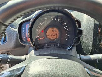 Peugeot 108 1.0ivti  allure  clima  navi lmv picture 9