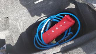 Coche accidentado Tesla Model Y 256pk  pano 2025/9