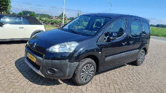 Schadeauto Peugeot Partner 1.6 vti  98pk    airco 2013/2