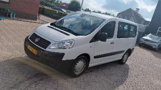 skadebil auto Fiat Scudo 9 persoons  2.0 jtd  128pk 2012/5