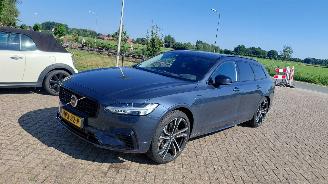 Unfallwagen Volvo V-90 2.0 t8  plug in awd  pano   310pk 2025/6