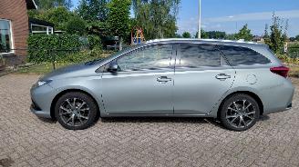 Schadeauto Toyota Auris 1.2i  85kw   navi  clima 2016/2