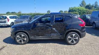 Schadeauto Volvo XC40 2.0 b4 hybrid clima navi 2026/3