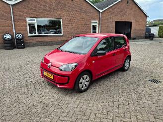 Schadeauto Volkswagen Up! 1.0i 5der airco 2013/10