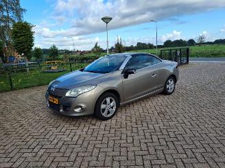 Schadeauto Renault Mégane 1.4 tce  96kw navi clima 2010/5