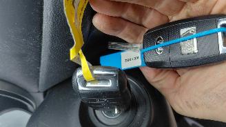 Kia Cee d 1.0i navi   74kw  5drs airco picture 12