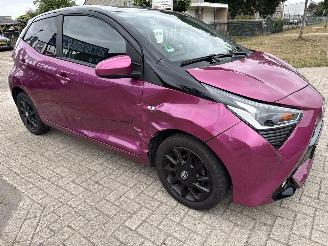 Toyota Aygo 1.0 VVT-iX-CITE BOUWJAAR 2019 LICHTE SCHADE!  6400 EURO picture 6