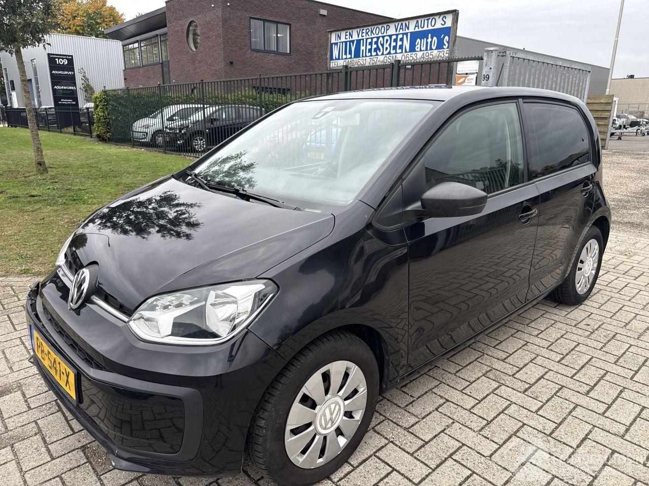 Volkswagen Up! 1.0 UP! 5 DEURS LICHTE RIJDBARE SCHADE! 2017 PRIJS 3999 EURO VAST