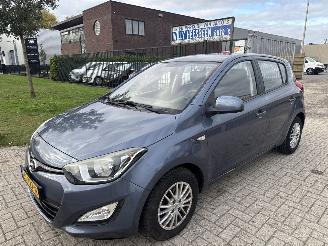 begagnad bil auto Hyundai I-20 1.2i i-DRIVE AIRCO 5 DEURS BOUWJAAR 2012 VASTE PRIJS! 2600 EURO 2012/12