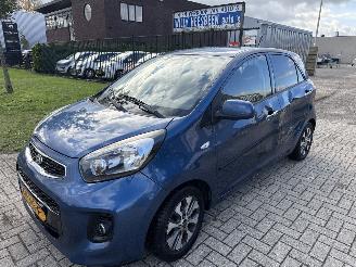 Avarii autoturisme Kia Picanto 1.0 PLUSLINE NAVIGATOR LICHTE ZIJSCHADE! 2016  3999 EURO VAST 2016/11