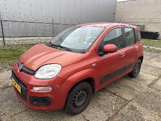 uszkodzony samochody osobowe Fiat Panda 0.9 TWIN AIR EDIZIONE COOL BOUWJAAR 2013  61325KM  1350 EURO 2013/9