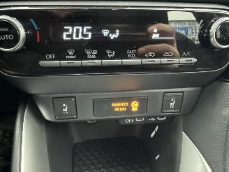 Mazda 2 2 HYBRID 1.5 EXCLUSIVE-LINE AUTOMAAT BOUWJAAR 2024  12950 EURO picture 12