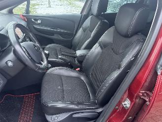 Renault Clio 0.9 TCE ICONIC LICHTE RIJDBARE SCHADE! BOUWJAAR 2017 6750 EURO picture 10