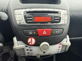 Citroën C1 1.0 COLLECTION BOUWJAAR 2012 165000 KM RIJDBAAR 2350 EURO VAST picture 12