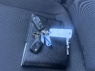 Volkswagen Up! 1.0 UP! 58237 KM RIJDBAAR BOUWJAAR 2017  5850 EURO VAST picture 14