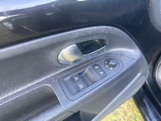 Volkswagen Up! 1.0 UP! 58237 KM RIJDBAAR BOUWJAAR 2017  5850 EURO VAST picture 8