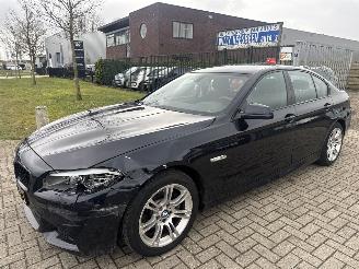 skadebil auto BMW 5-serie 520i EXCUTIVE AUTOMAAT LICHTE SCHADE! BOUWJAAR 2013 7200 EURO 2013/5