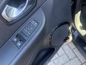 Renault Clio 0.9 TCe ZEN  85000 KM SPUITWERK! BOUWJAAR 2017  5999 EURO VAST! picture 6