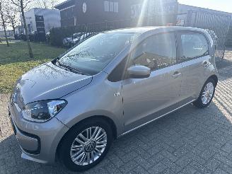 Avarii autoturisme Volkswagen Up! 1.0 BLEUMOTION 111000 KM NAP BOUWJAAR 2016 SCHERP! 4850 EURO 2016/7