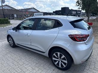 Renault Clio 1.0 90 EQUILIBRE BOUWJAAR 2023  67945 KM VASTE PRIJS 8900 EURO picture 2