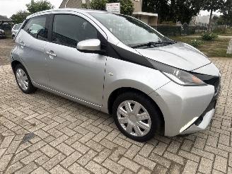 Toyota Aygo 1.0 VVTi X_PLAY 96517 NAP BOUWJAAR 2015 RIJDBAAR 4750 EURO picture 5