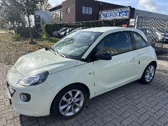Schadeauto Opel Adam 1.2 JAM 1e EIGENAAR RIJDBAAR BOUWJAAR 2013  3750 EURO 2013/6