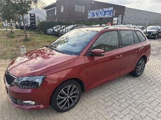 Avarii autoturisme Skoda Fabia 1.2 TSi EDITION COMBI LICHTE SCHADE! BOUWJAAR 2016 3850 EURO 2016/2