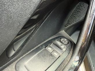 Peugeot 208 1.2 Style 5DRS NAVI AIRCO picture 22