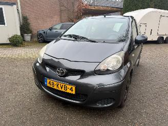 Toyota Aygo 1.0 5DRS AIRCO NL AUTO picture 3