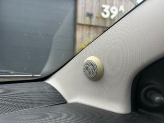 Toyota Aygo 1.0 5DRS AIRCO NL AUTO picture 21