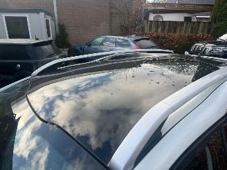 Peugeot 2008 1.2 puretech Allure AUT! navi pano camera picture 4