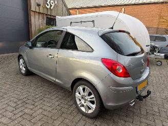 Opel Corsa 1.2 Blitz  AIRCO NAVI NL AUTO picture 7