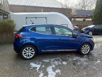 Renault Clio 1.0 Intens navi pdc picture 6