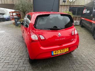 Renault Twingo 1.2 AIRCO CRUISE CENTRAAL picture 6