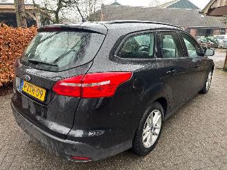 Ford Focus 1.5 TDCI NO DAMGEDS!!  NAVI AIRCO PDC picture 9