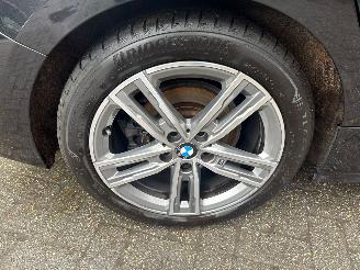 BMW 1-serie 116I M AUT PANO VOLL OPTIES picture 17