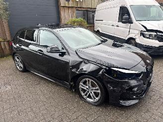 BMW 1-serie 116I M AUT PANO VOLL OPTIES picture 14