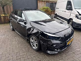 BMW 1-serie 116I M AUT PANO VOLL OPTIES picture 13