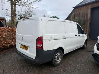 skadebil bedrijf Mercedes Vito 109 CDI LANG 3 SIT AIRCO KM NAP 2019/3