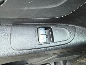 Mercedes Vito 109 CDI LANG 3 SIT AIRCO KM NAP picture 19