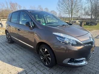 Schadeauto Renault Scenic 1.5 DCI BOSE AUTOMAAT NAVI CAMERA 2015/3