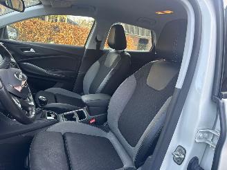 Opel Grandland X 1.2 TURBO 120 JAAR picture 16