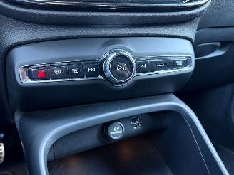 Volvo XC40 1.5 T2 R-DESIGN AUT! NL AUTO picture 22