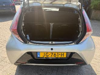 Toyota Aygo 1.0 AIRCO 5DRS NAVI CAMERA picture 9